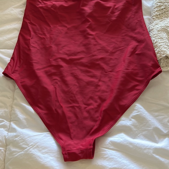 Red Maternity Swimsuit - Picture 4 of 4
